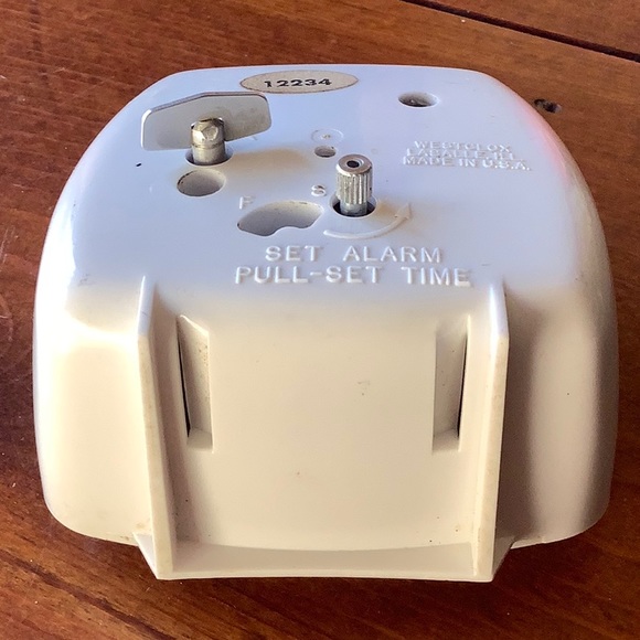 Vintage Westclox Alarm Clock ⏰ - Picture 5 of 5